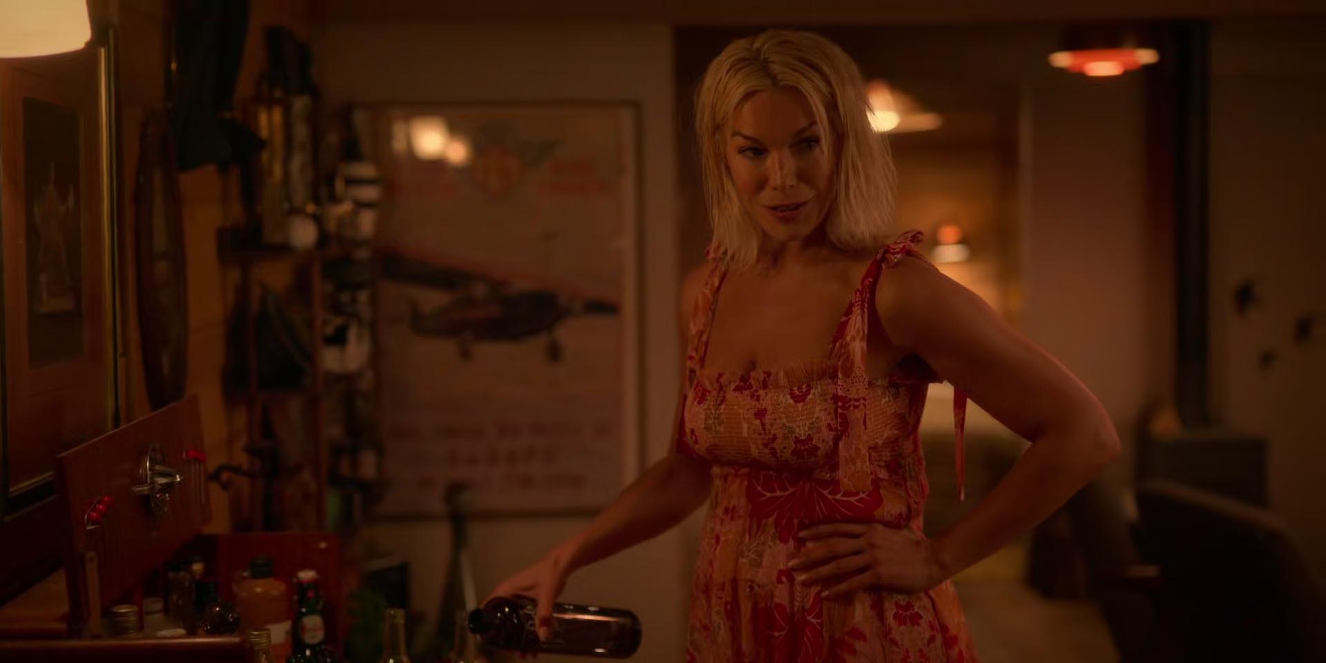 Should I be worried about some giant Dutch woman wandering on here and strangling me for wearing her clothes? 