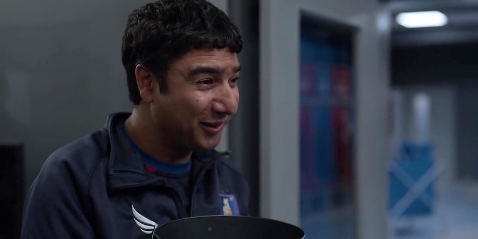 I must say that this is lovely. Ever since I was little, I always used to dream about sitting down with a bunch of mates talking about the complex dynamics between men and women.